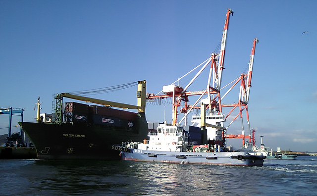 harbor tug services